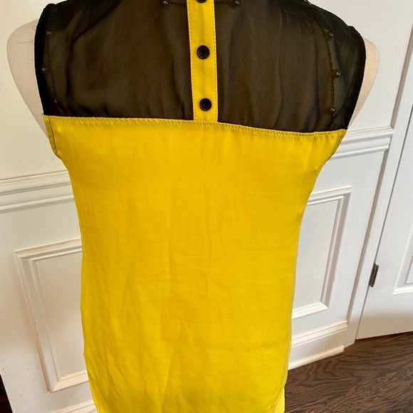 NWOT Mind Code Yellow Sleeveless Button Up Shirt - Picture 4 of 8